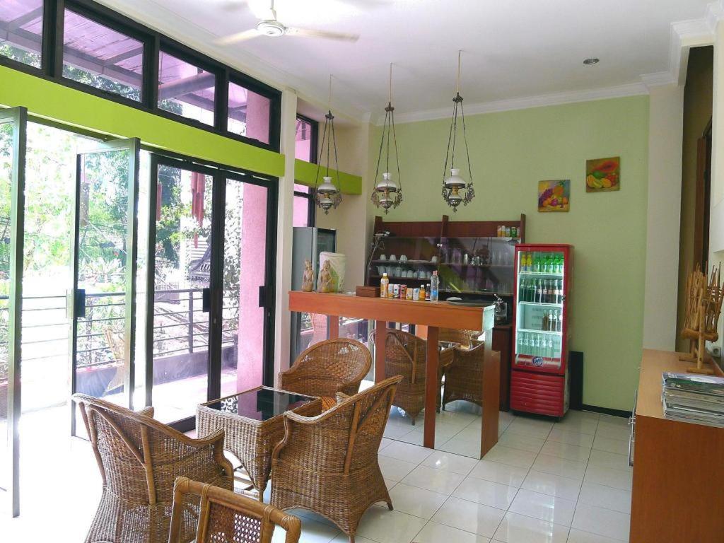 Jawa 22 Hotel And Residence Sorabaya Extérieur photo